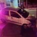 Abandonan un auto luego de chocarlo en Av. Chapultepec