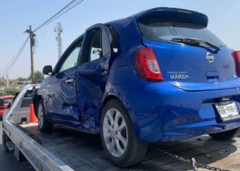Daños materiales por colisión en Lomas de Tepeyac