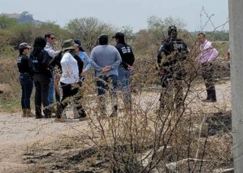 Colectivo de Madres Buscadoras de Guanajuato localizan restos humanos en fosa clandestina