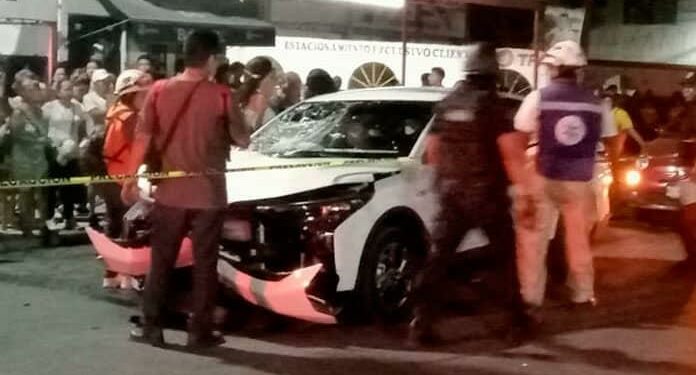 Empleado de la CFE muere en fatal accidente vial