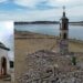 Sequía extrema deja al descubierto capilla en la presa “La Muñeca”