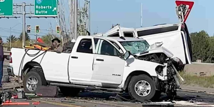 Mueren seis trabajadores mexicanos en accidente vial en Idaho
