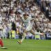 Real Madrid cumple con su parte al golear a Cádiz
