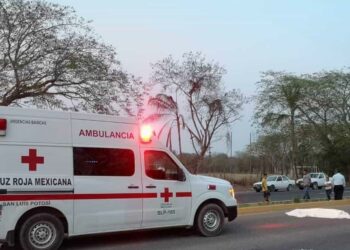 Muere joven atropellado en carretera libre Cd. Valles-Rioverde
