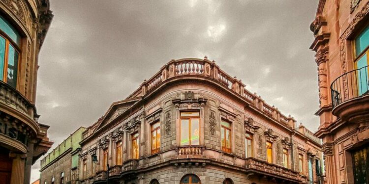Martes parcialmente nublado en San Luis Potosí