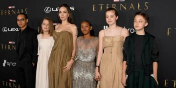Hija de Angelina Jolie y Brad Pitt solicita eliminar el apellido de su padre
