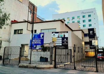 Universidad Potosina habría defraudado a casi 1800 estudiantes de Medicina