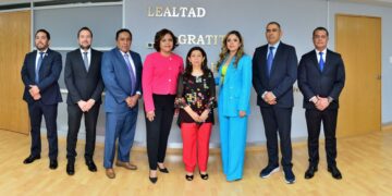 Fiscal del Estado toma protesta a titulares de la FGESLP