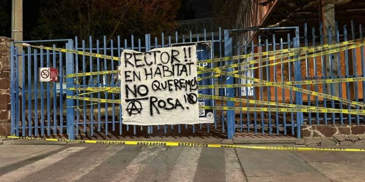Acusan al Rector de imponer a la directora del Hábitat
