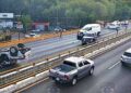 Aparatoso choque con volcadura en puente de Mariano Jiménez y Salvador Nava