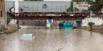El caos se apodera de la capital por lluvias y obras a medias