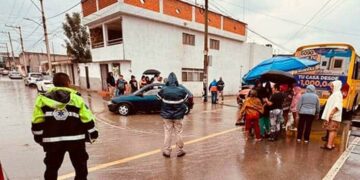 Muere niñita atropellada por urbano en Cd. 2000