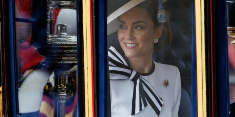 Kate Middleton reaparece en público por primera vez desde que le diagnosticaron cáncer