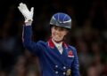 La tres veces medallista de oro olímpica, fue exhibida dándole latigazos en repetidas ocasiones a un caballo