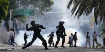 Maduro comenzó una mega cacería política y una brutal represión