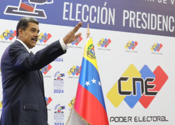 ¡Los corrieron! Venezuela ordena retiro a diplomáticos de 7 países por cuestionar ‘triunfo’ de Maduro