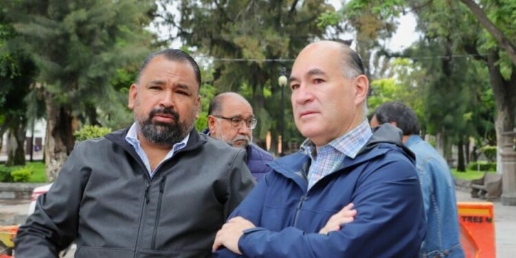 El Alcalde Enrique Galindo supervisa el avance de las obras en la Calzada de Guadalupe