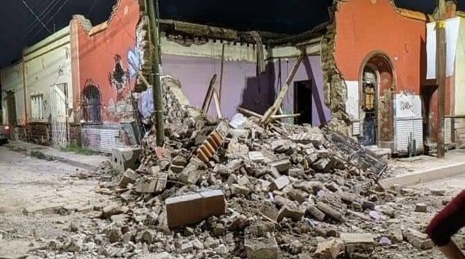 Se derrumba casa en el Barrio de San Miguelito