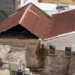El Teatro Alarcón está colapsando; se derrumbó una barda.