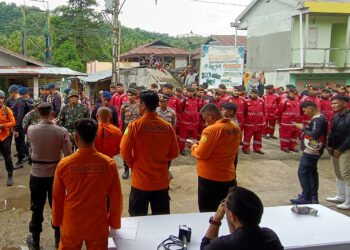 Un deslizamiento de tierra deja 23 muertos en Indonesia