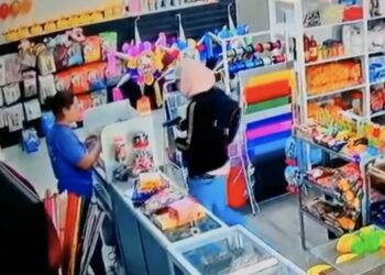 Ladrón armado roba dulcería en Av. 20 de Noviembre