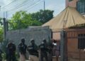 Muere un hombre que fue baleado afuera de su casa