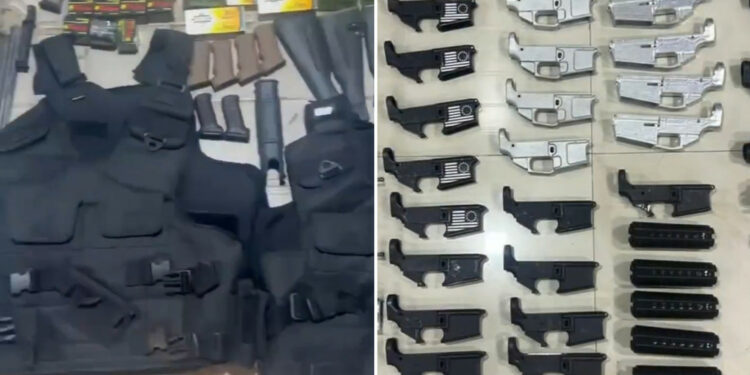 Decomisan armas de guerra y municiones en Caracas
