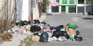 Habitantes de Villa de Pozos se manifestaron para que se les brinden los servicios básicos, como es el agua y recolección de la basura