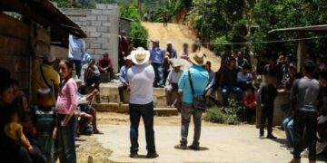 Conflictos, obstrucciones y ataque a helicóptero a una semana de una votación especial en Chiapas