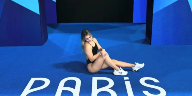 ¿Quién es Luana Alonso, influencer y atleta expulsada de la Villa Olímpica en París por conducta inapropiada?