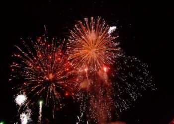 Los vecinos de Tequis solicitan la prohibición del uso de pirotecnia durante las fiestas patronales
