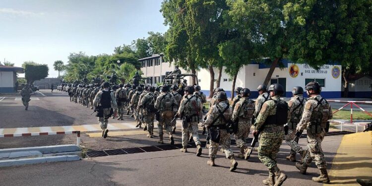 En Michoacán, una emboscada de narcos mata a ocho personas