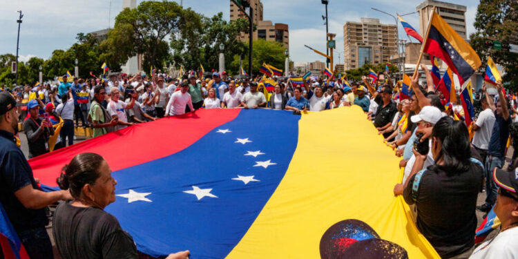 3 situaciones potenciales en Venezuela y por qué la convalidación de la victoria de Maduro por parte del TSJ no resuelve la crisis