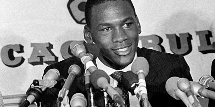 Los dos contratos de Michael Jordan que cambiaron la historia del deporte cumplen 40 años