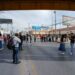 Madres y padres de familia bloquean Avenida Muñoz por robo de 600 mil pesos a escuela