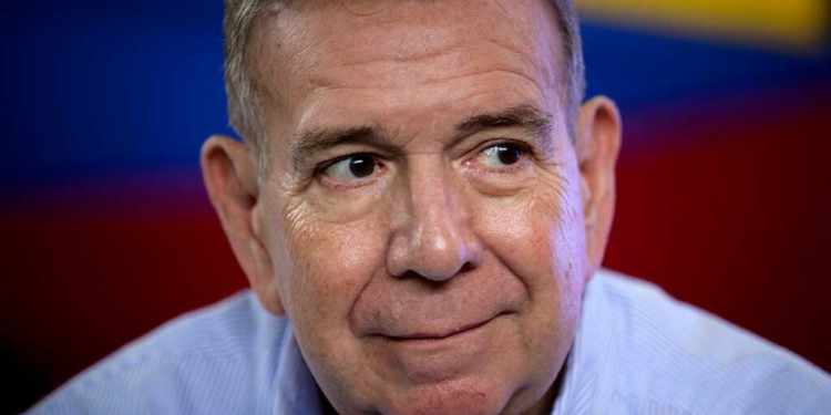Edmundo González se exilia a España tras orden de arresto en Venezuela