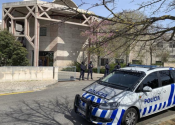 Un chico de 12 años hiere con un cuchillo a 6 compañeros en una escuela de Portugal; uno se encuentra en estado crítico