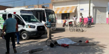 Un conductor de transporte de empleados atropella y causa la muerte de un ciclista en en la colonia Matamoros
