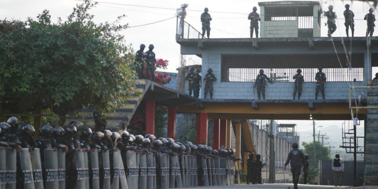 En cárcel de Honduras, intento de fuga deja dos muertos y seis heridos