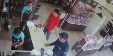 VIDEO | Robo violento en la tienda Constanzo ubicada en Tequis