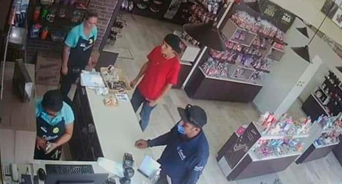 VIDEO | Robo violento en la tienda Constanzo ubicada en Tequis
