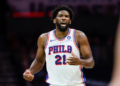 En la NBA, Embiid firma una extensión de contrato con los 76ers por un total de tres años y una suma impresionante de 193 millones de dólares