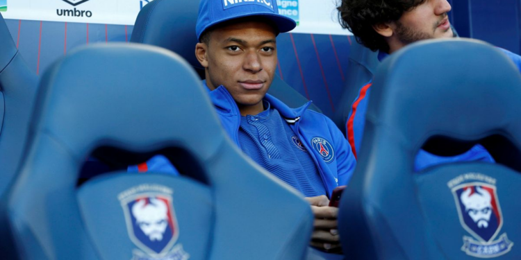 Aprueban a Kylian Mbappé la adquisición de un equipo de Segunda División