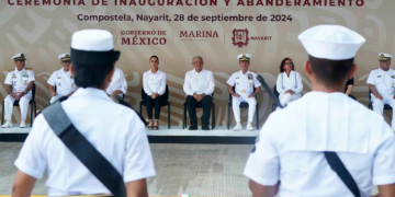 La gira de López Obrador concluye con la inauguración de una base naval sin ninguna declaración de Claudia Sheinbaum