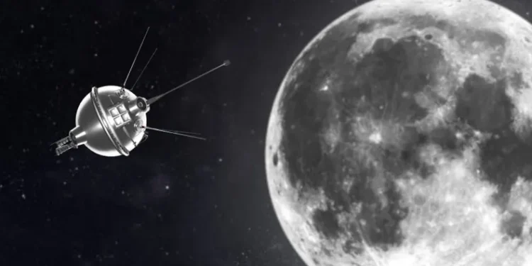 El primer objeto humano lanzado que llegó a la Luna cumple 65 años