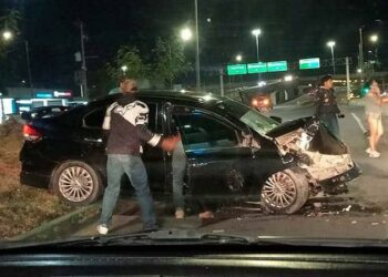 Conductor resultó lesionado tras colisión contra barrera en la Carretera hacia México