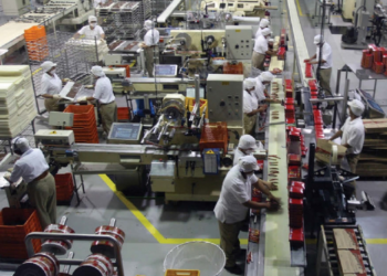 En agosto, la producción industrial de México experimentó una disminución del 0.9%