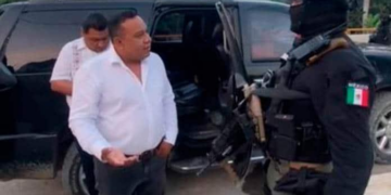 Presidente municipal de Huehuetlán corre a oficiales de la Guardia Civil