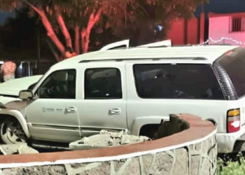 Destituyen al subdirector del Inpode luego de tener un accidente y llevar un arma en un vehículo oficial