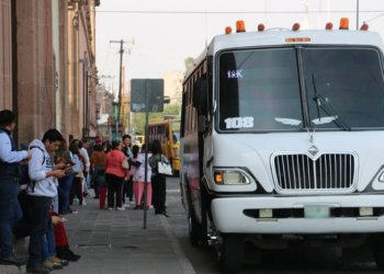 A los trabajadores les preocupan los recientes accidentes en los vehículos de transporte